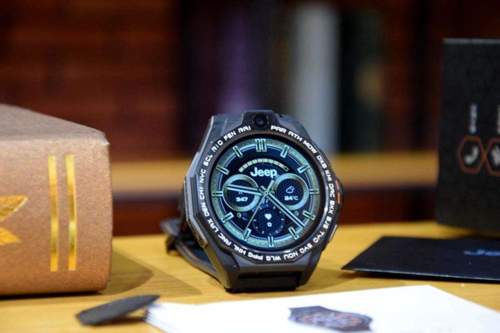 吉普黑金F-X3手表怎么样，评测如何，值不值得买